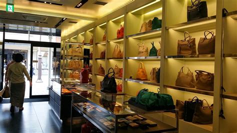 gucci outlet store seattle|seattle outlet directory.